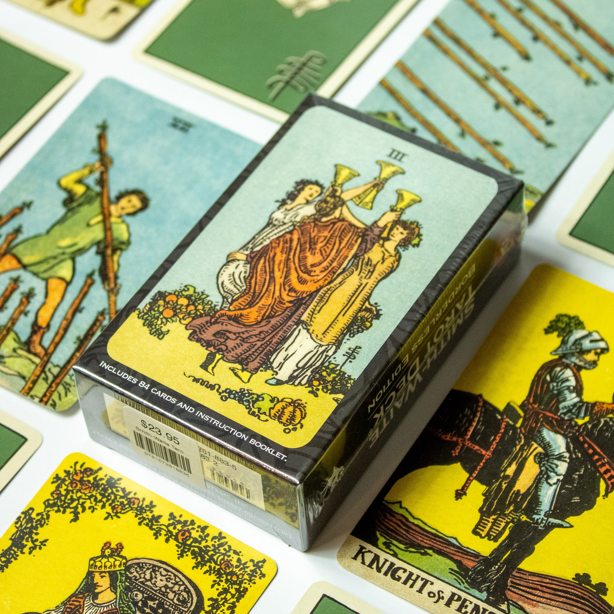 Smith-Waite Borderless Tarot Deck